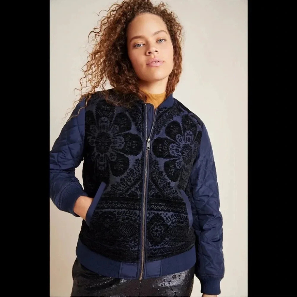 By Anthropologie Clemence Quilted Bomber
Jacket medium